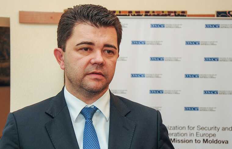 � ������� ���������� ������� ����-�������� ������� ������� �� ���� � ���������� ����������